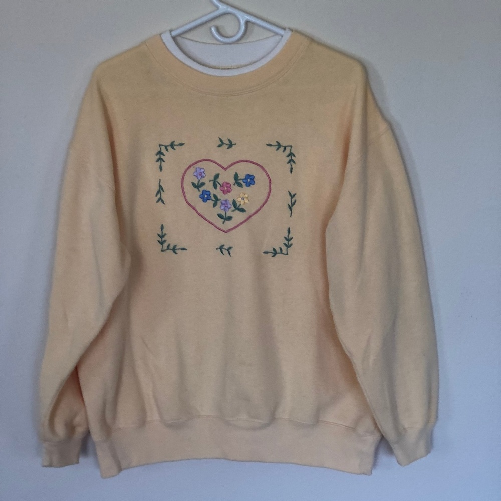 Yellow sweatshirt